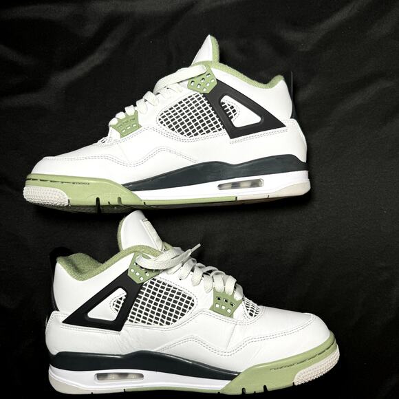 Size 10 - Wmns Air Jordan 4 Retro Seafoam Women's Shoes - Picture 3 of 9
